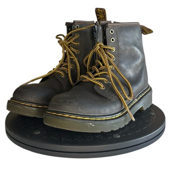 ***SOLD*** Dr. Martens 1460 Leather Lace-Up Cushioned Ankle Combat Boot Size 1 - Picture 2 of 6
